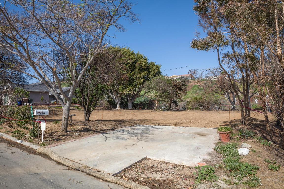690 Colina Vista - Photo 1