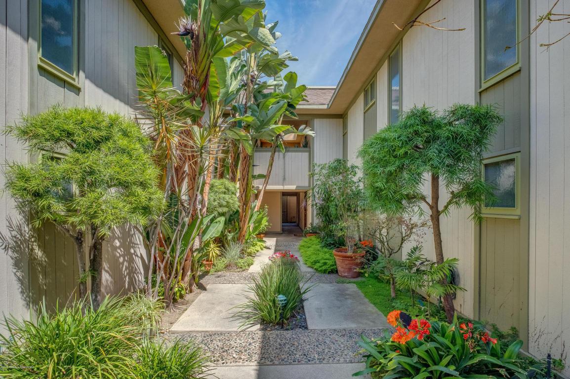 330 Oakland Avenue - Photo 1