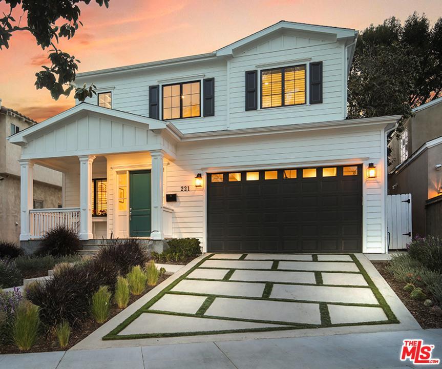221 Bundy Drive - Photo 1
