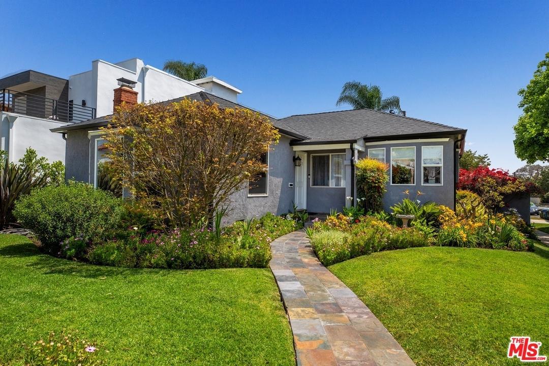 1488 Durango Avenue - Photo 1