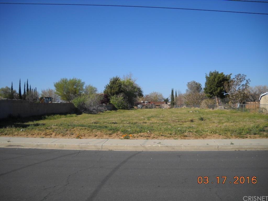 4827 Ave L12 - Photo 1