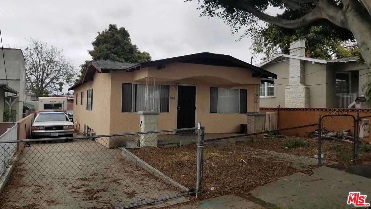 673 4TH Street - Photo 1