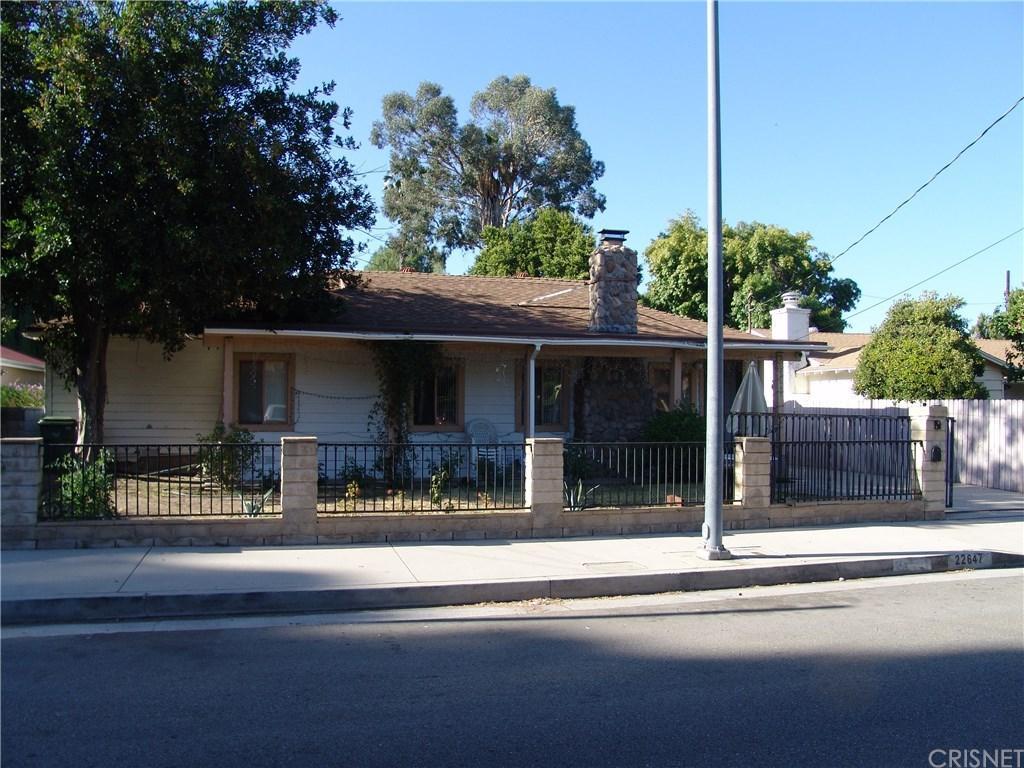 22647 Burbank Boulevard - Photo 1