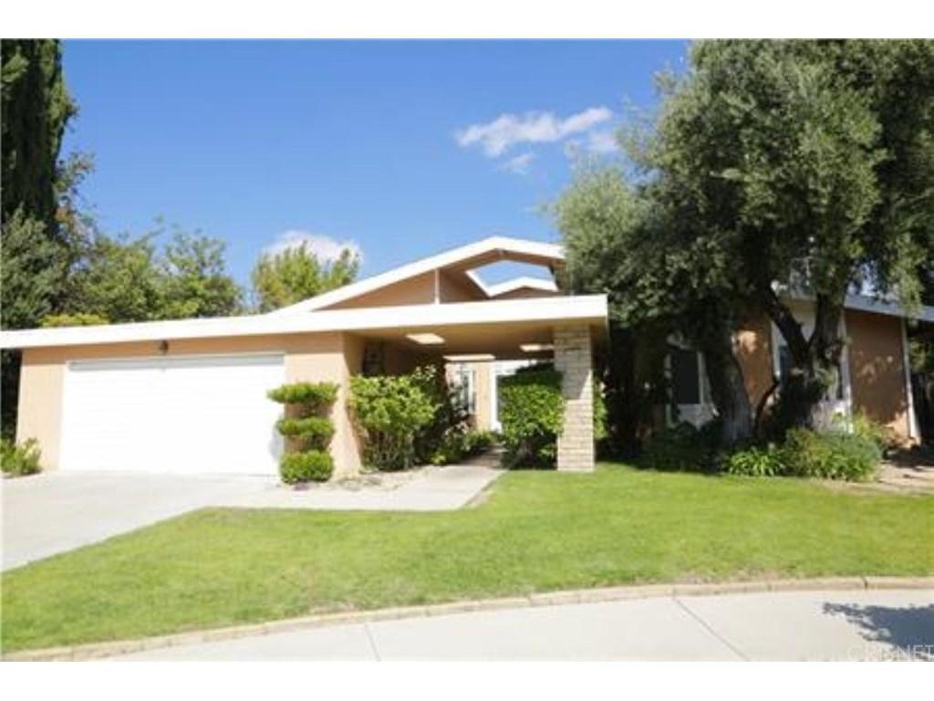 4606 Monarca Drive - Photo 1