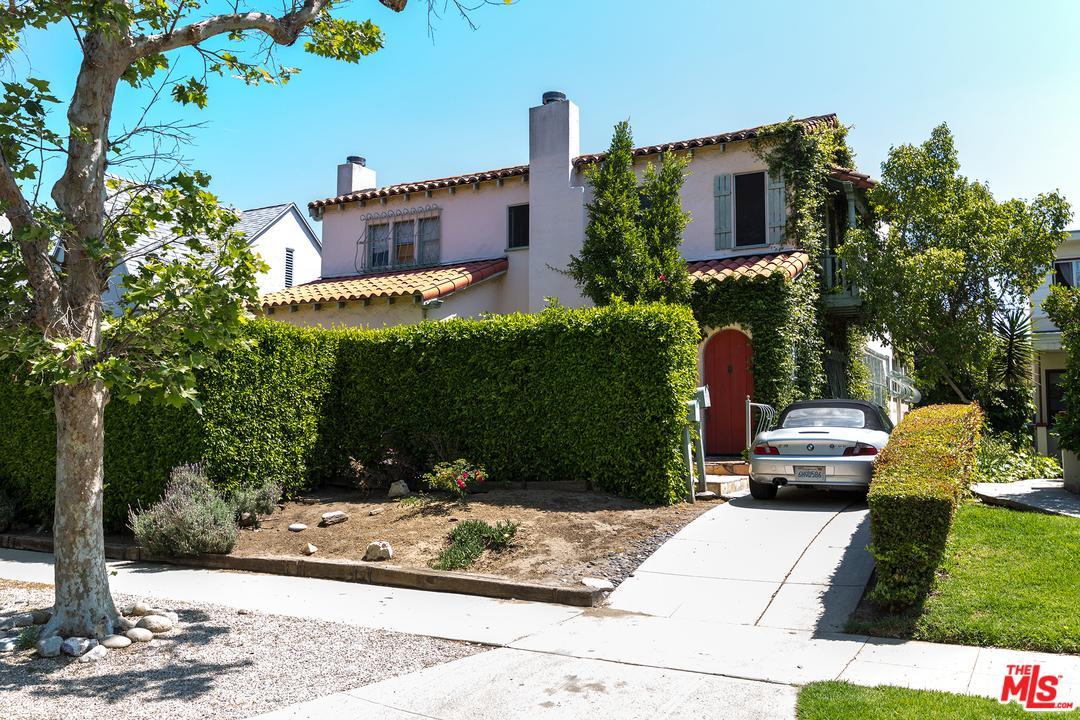 542 Orange Drive - Photo 1