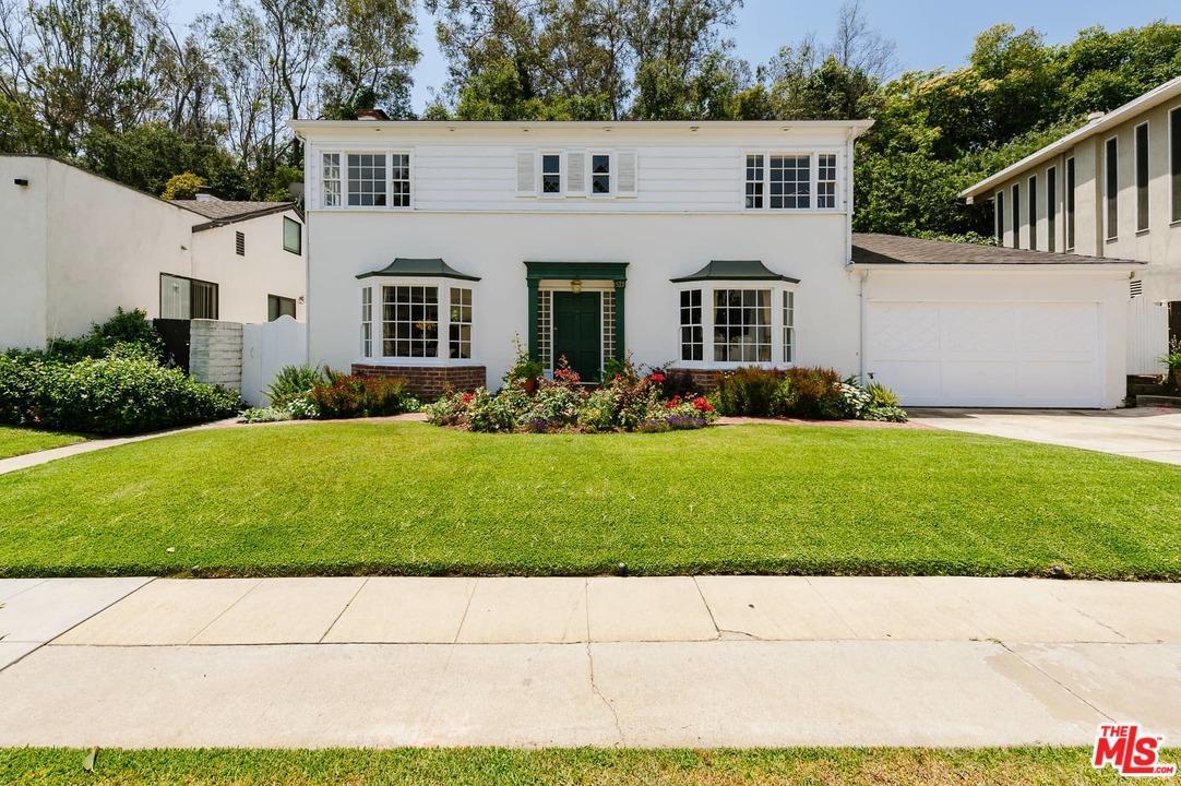 533 Levering Avenue - Photo 1
