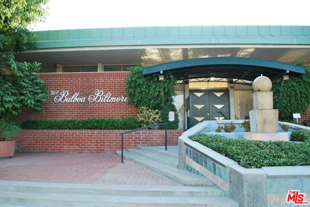 5301 Balboa - Photo 1