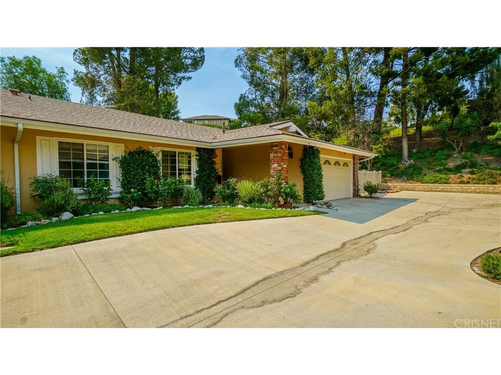 26499 Fairway Circle - Photo 1