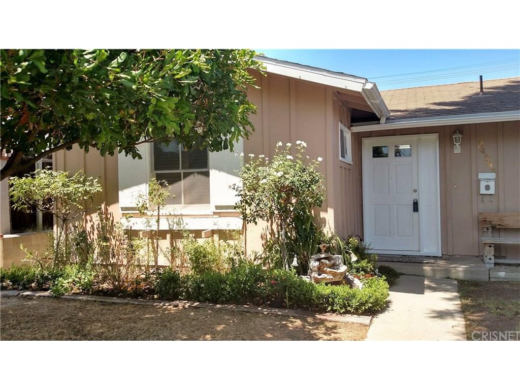24243 Victory Boulevard - Photo 1