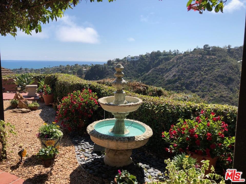 777 Enchanted Way - Photo 1