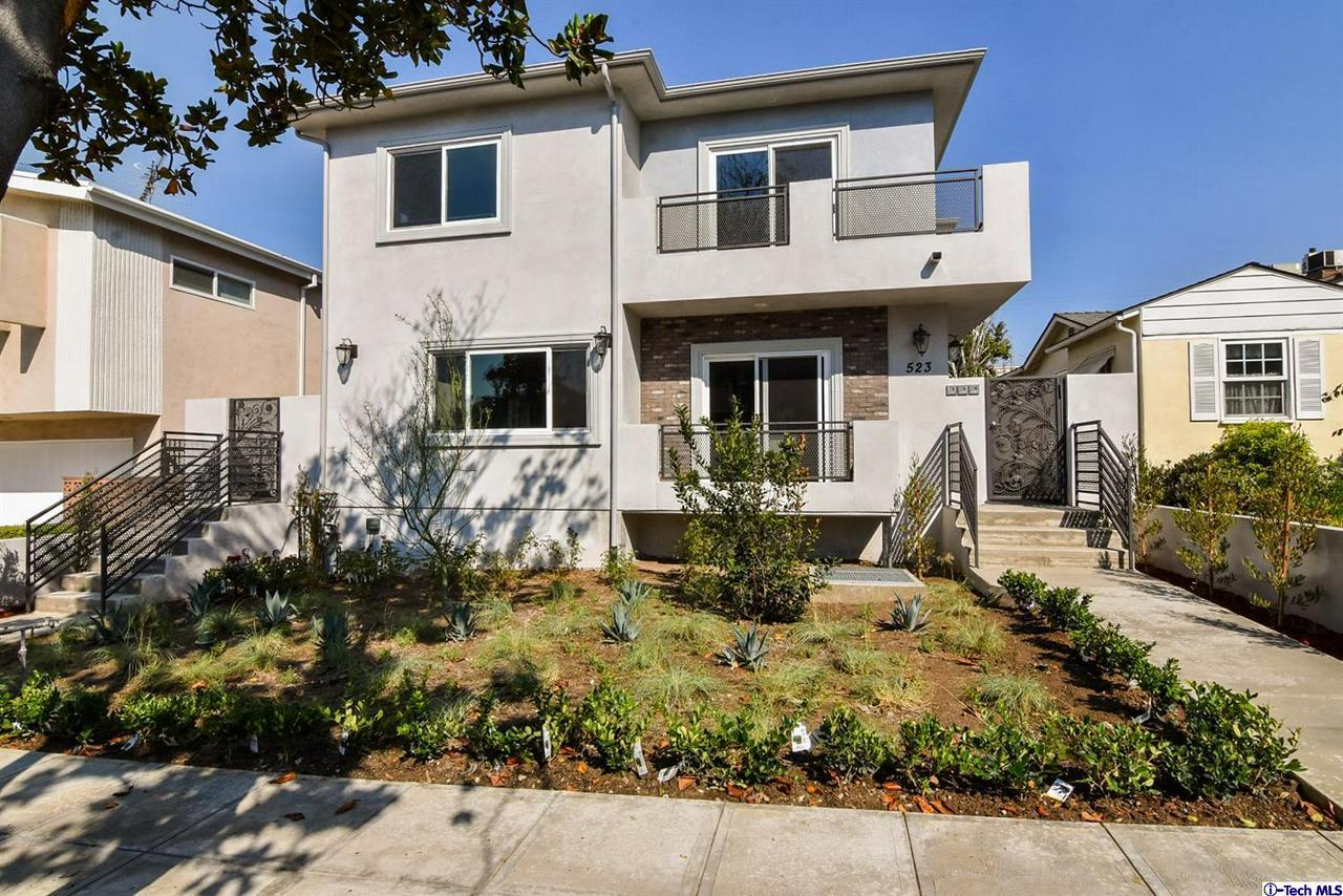 523 Cedar Avenue - Photo 1