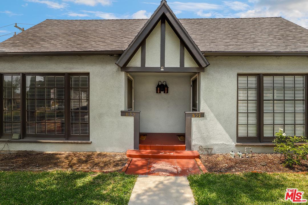 835 Coronado Drive - Photo 1