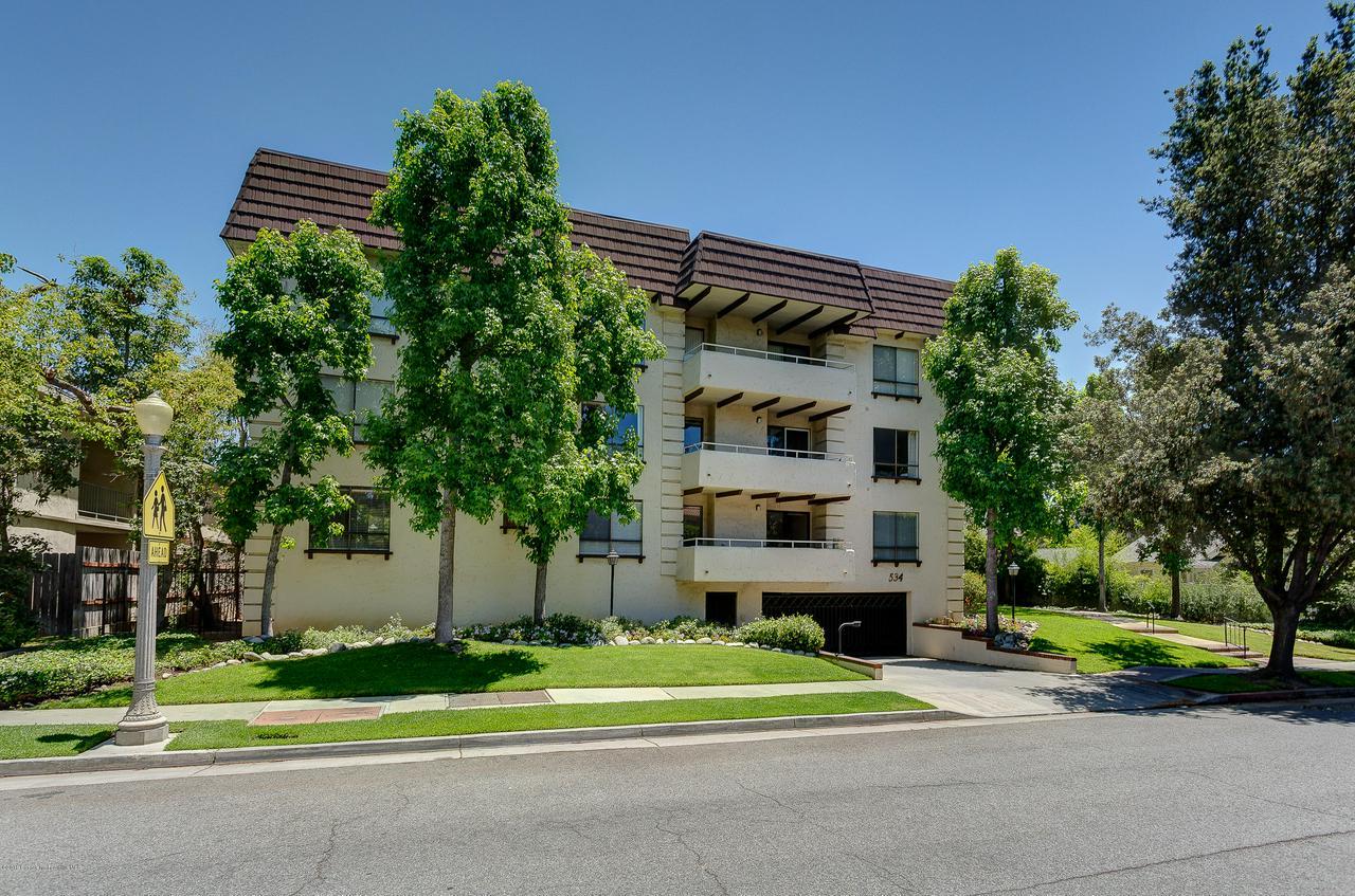 534 Oak Knoll Avenue - Photo 1