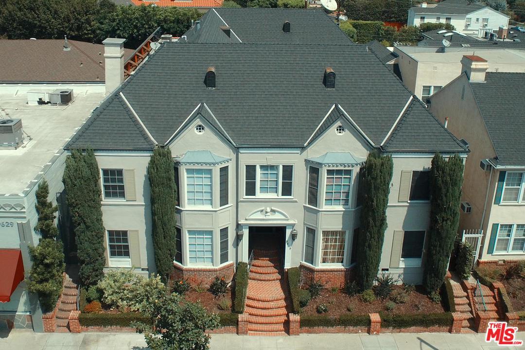 9619 Olympic - Photo 1