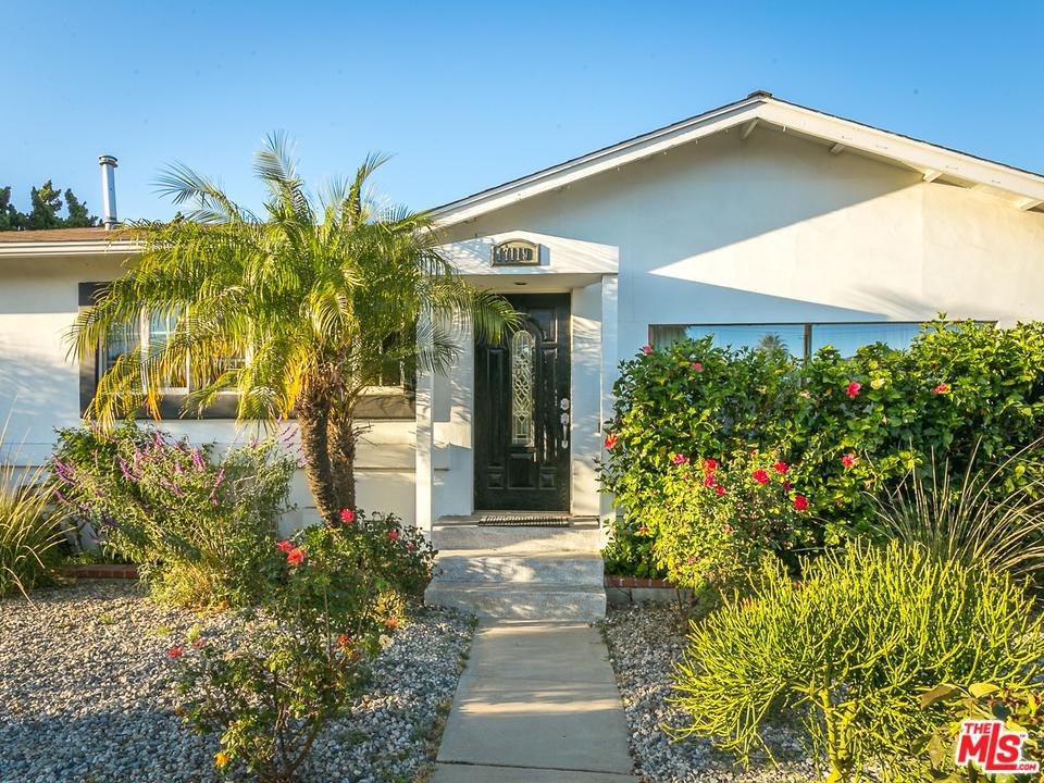17119 Saticoy Street - Photo 1