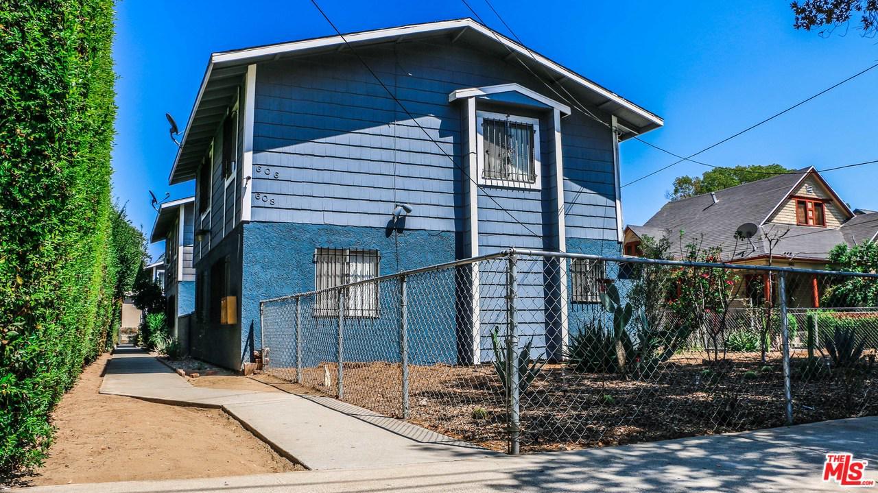 608 Summit Avenue - Photo 1