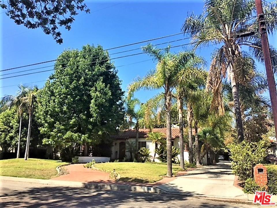 315 Las Flores Avenue - Photo 1