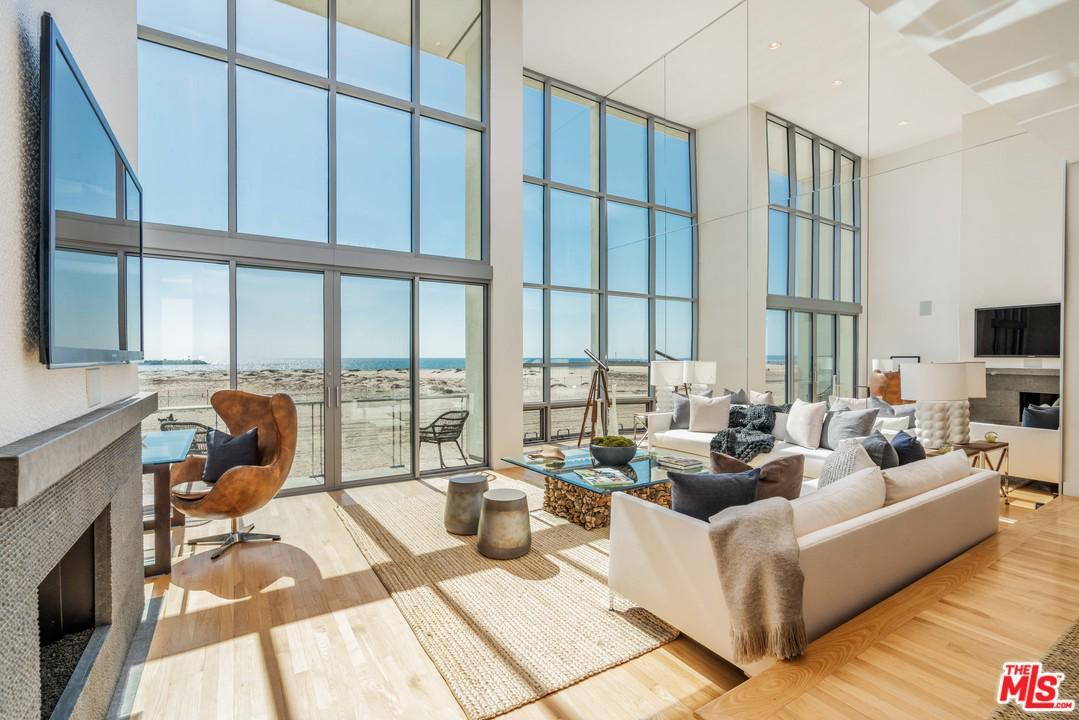 5209 Ocean Front Walk - Photo 1