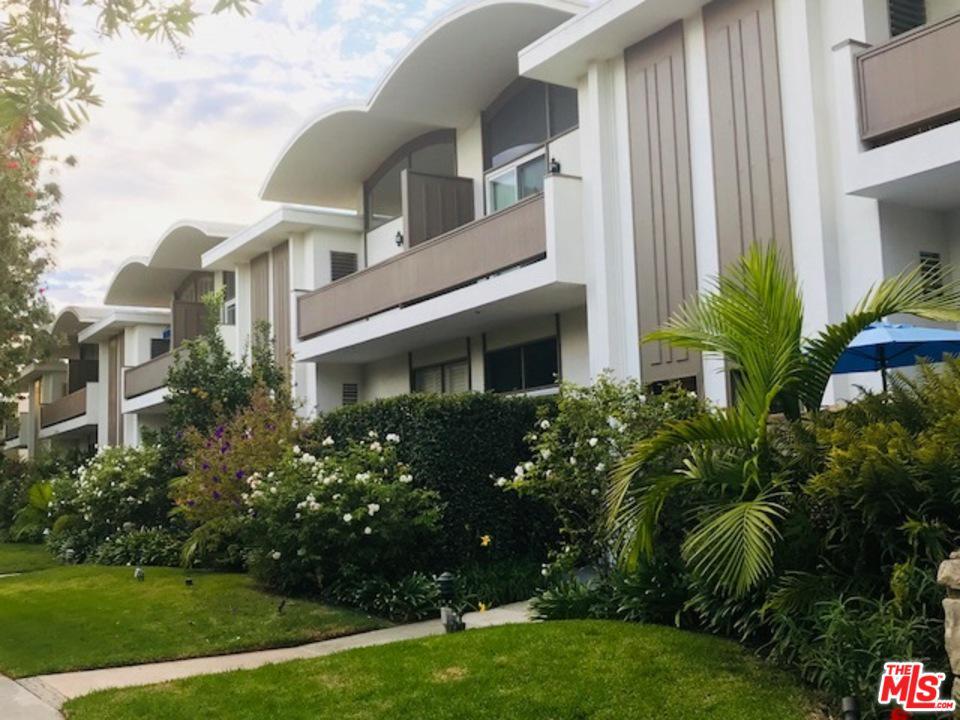 4766 La Villa Marina - Photo 1