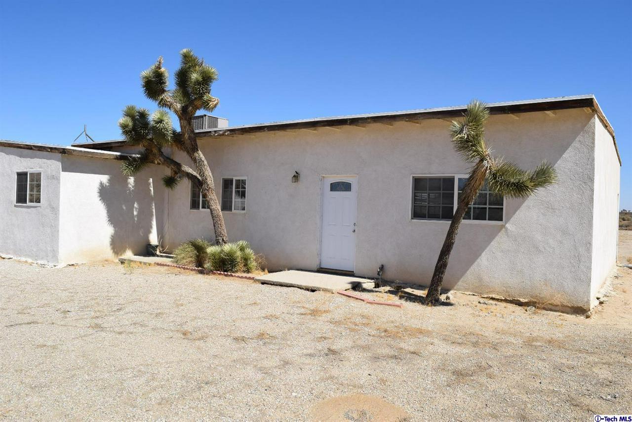 39046 180TH Street - Photo 1