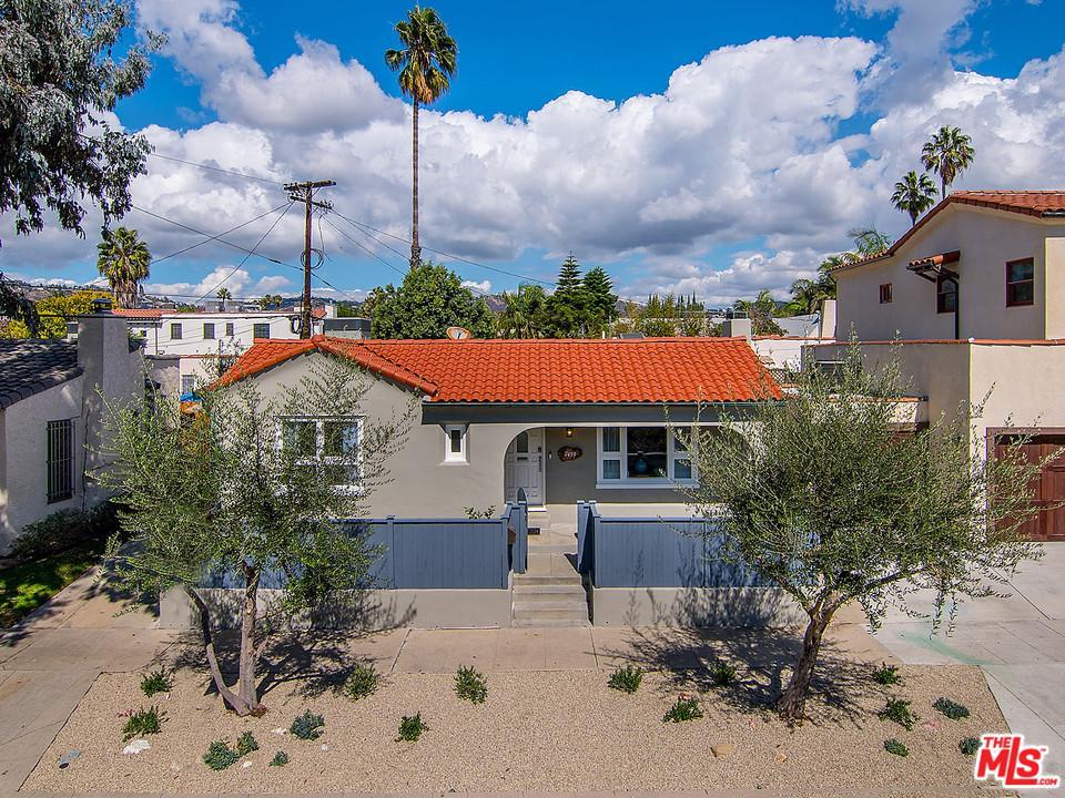 7459 Rosewood Avenue - Photo 1