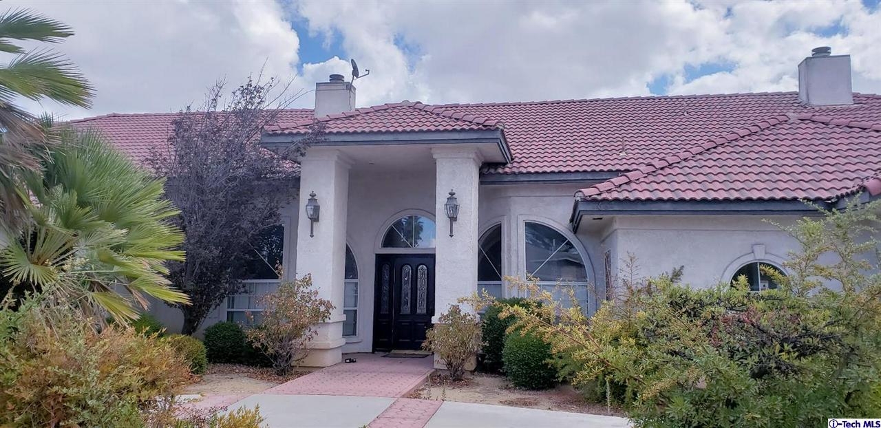 667 Golden West Drive - Photo 1