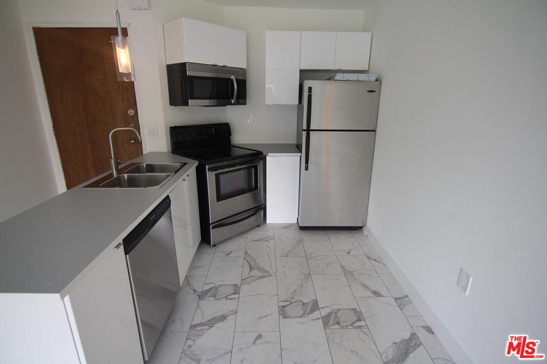 3949 Los Feliz - Photo 1