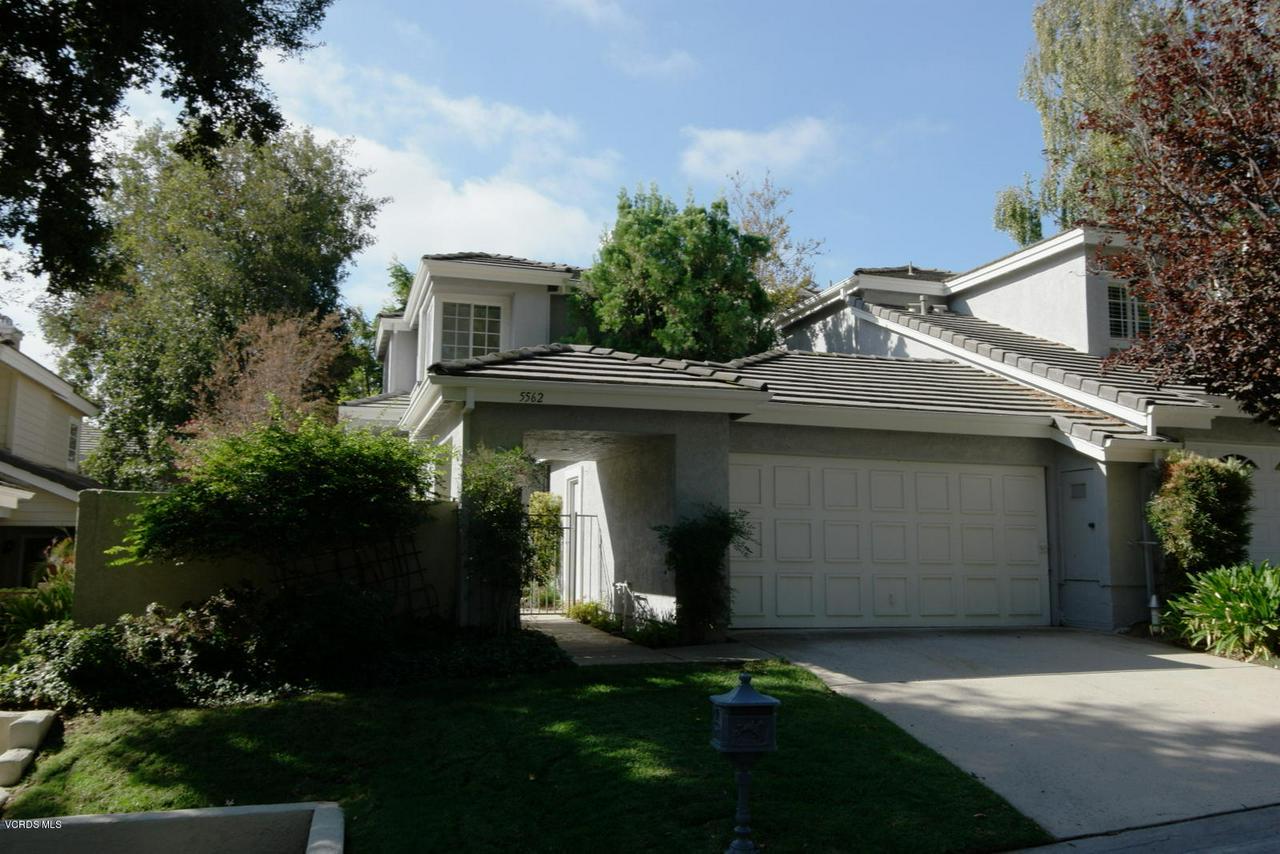 5562 Ridgeway Court - Photo 1