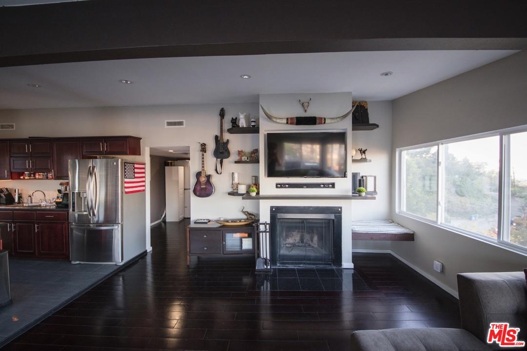 3411 Bonnie Hill Drive - Photo 1