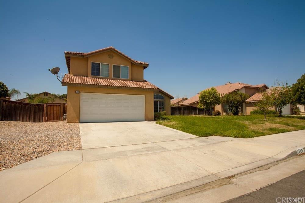 1426 Avena Way - Photo 1