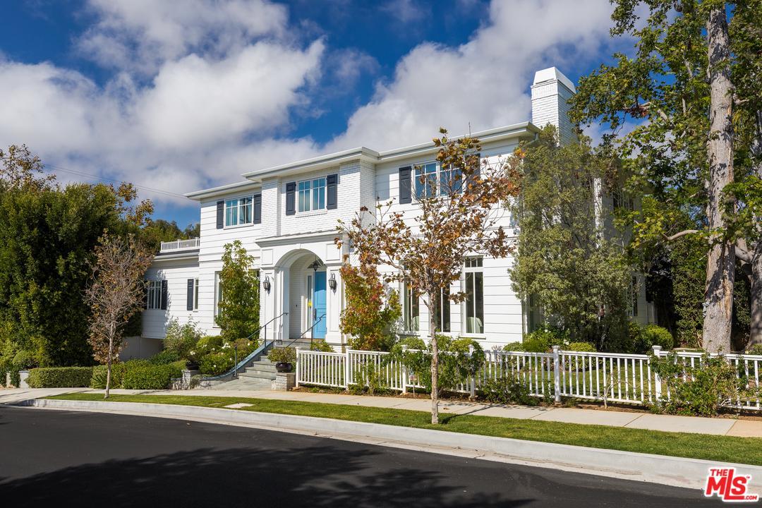 16105 Northfield Street - Photo 1