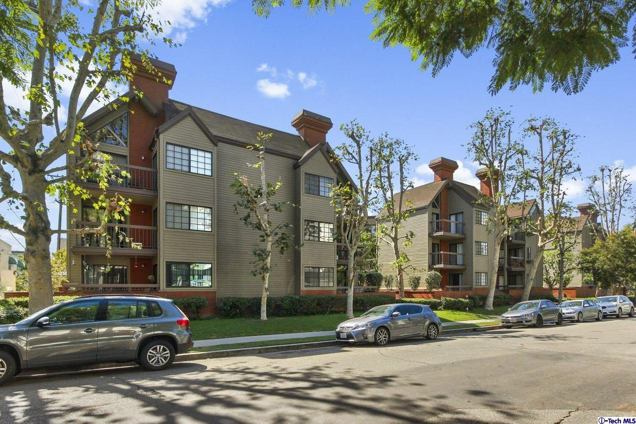 248 Loraine Street - Photo 1