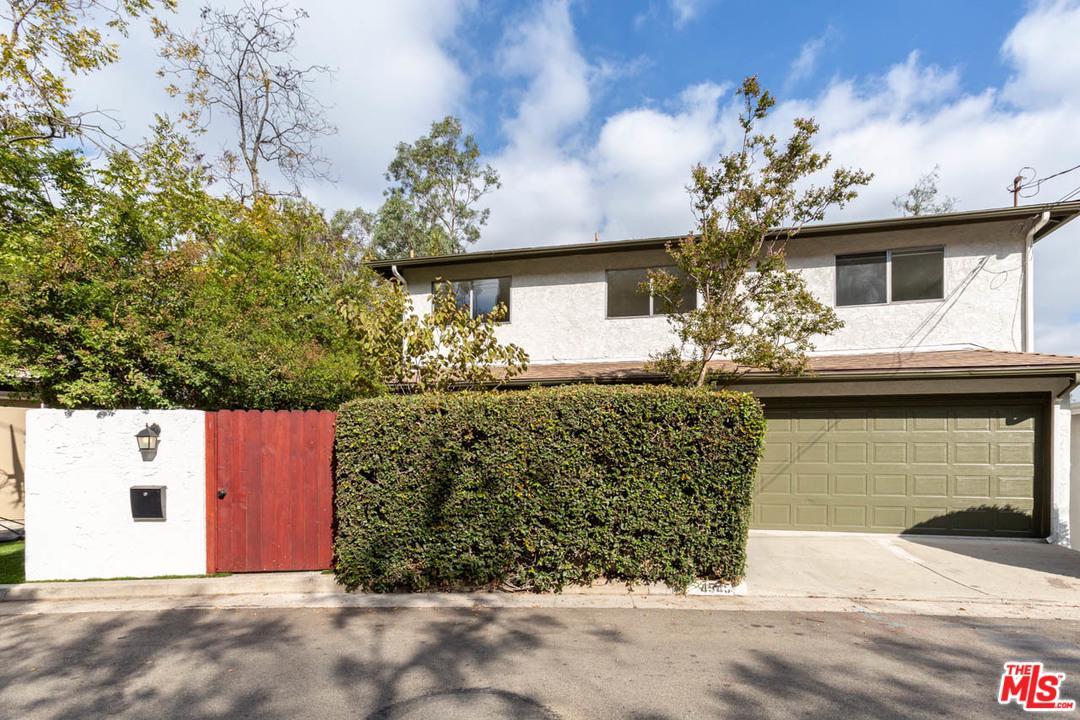 4545 San Andreas Avenue - Photo 1