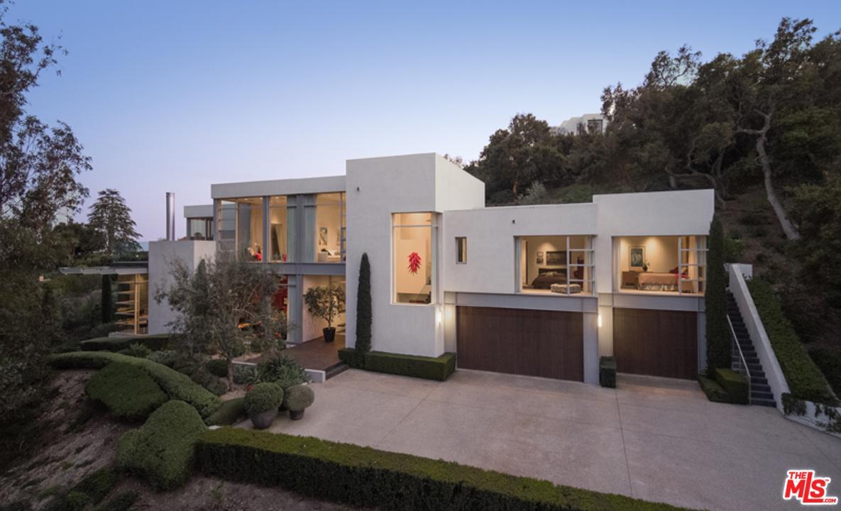 396 Woodley Road - Photo 1