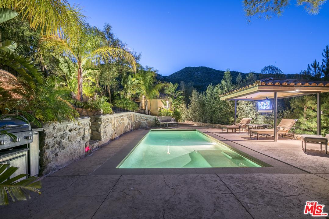 33467 Mulholland Highway - Photo 1