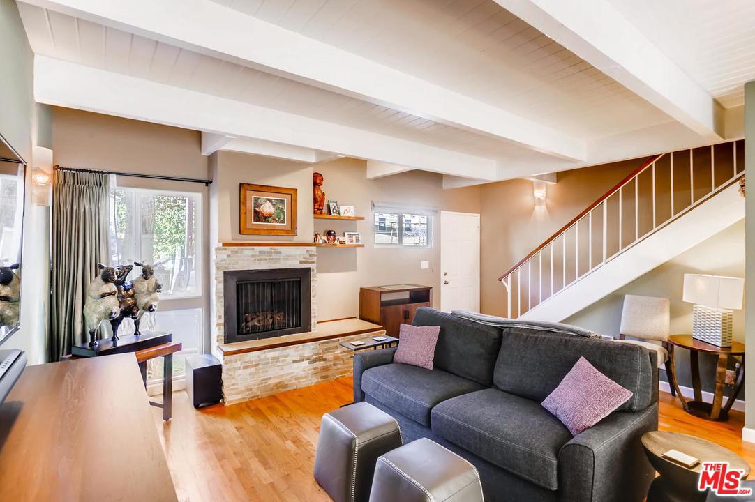 3101 5TH Street - Photo 1