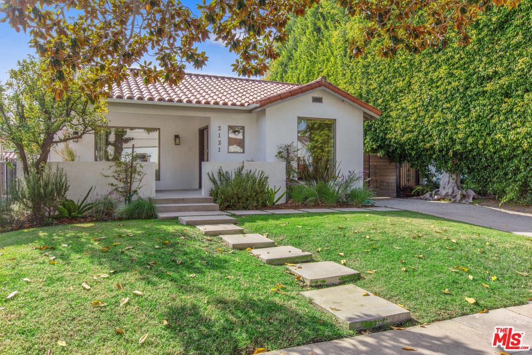 2121 Malcolm Avenue - Photo 1