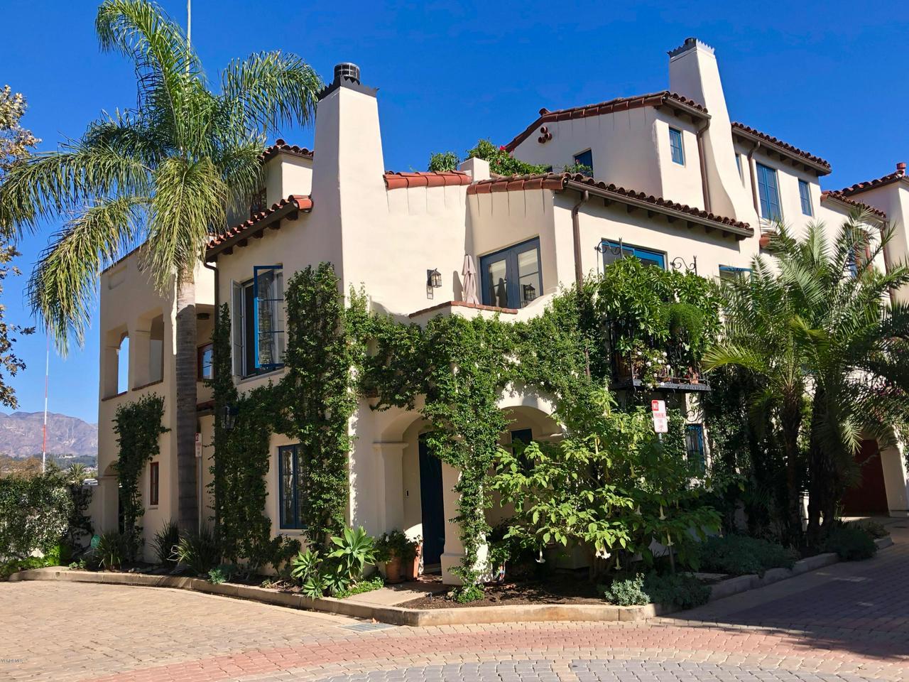 214 Santa Barbara Street - Photo 1