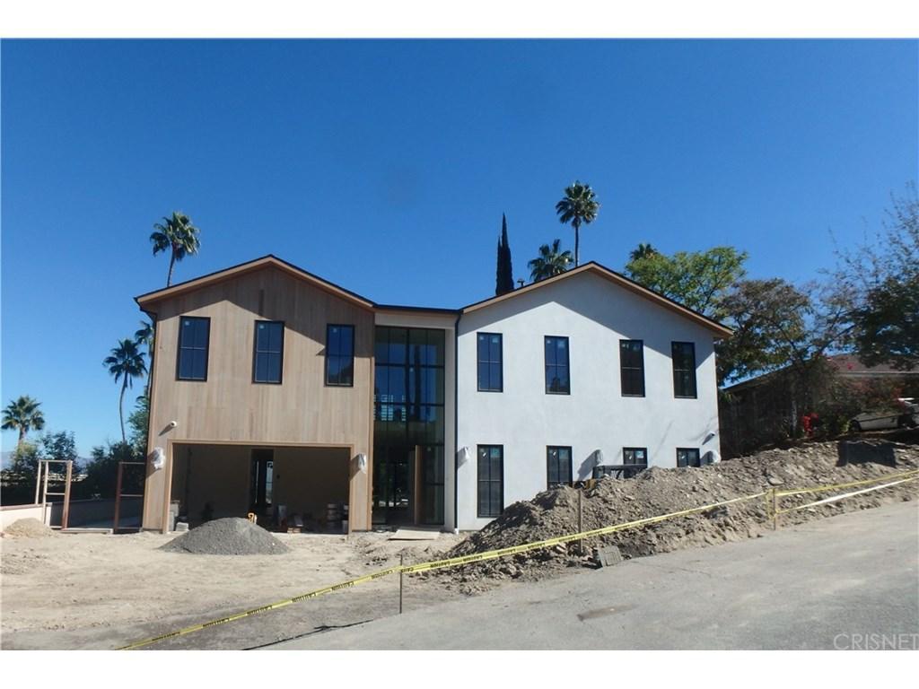 4594 White Oak Place - Photo 1