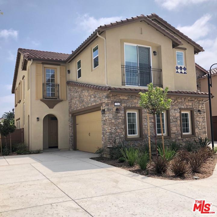 2304 Nicklaus Street - Photo 1