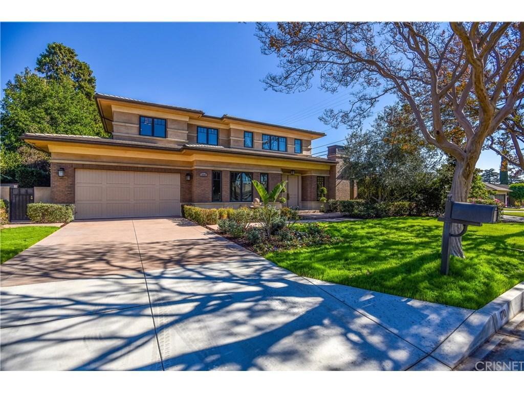 1710 Grace Avenue - Photo 1