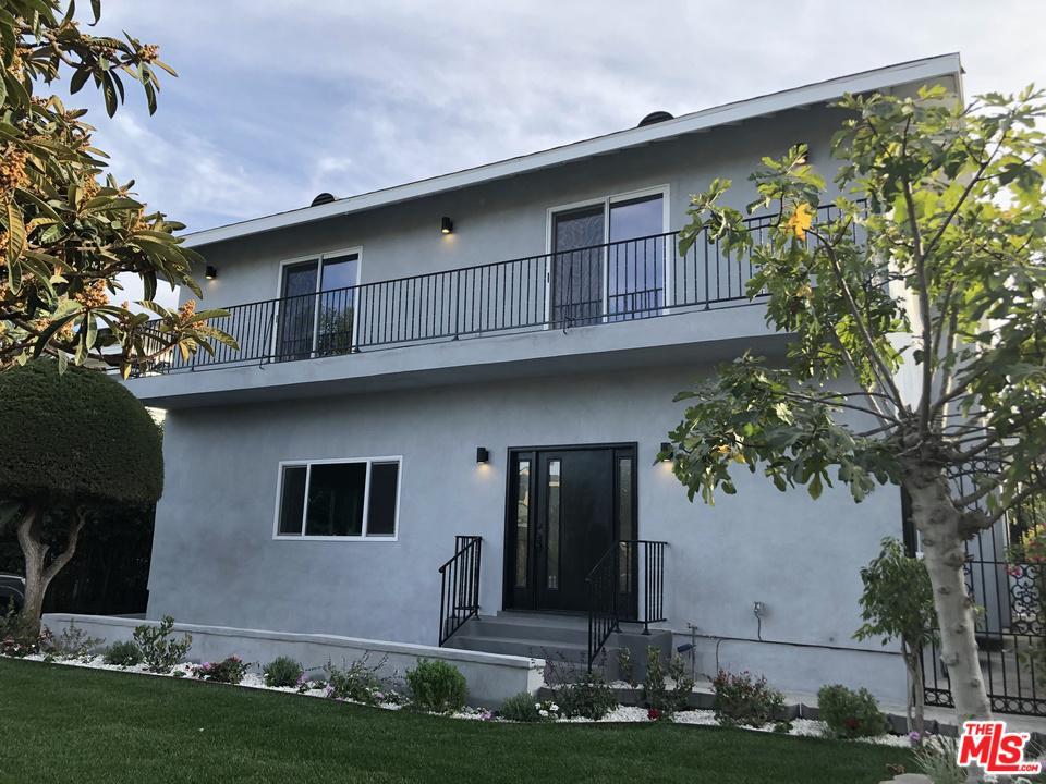 4046 7TH Street - Photo 1