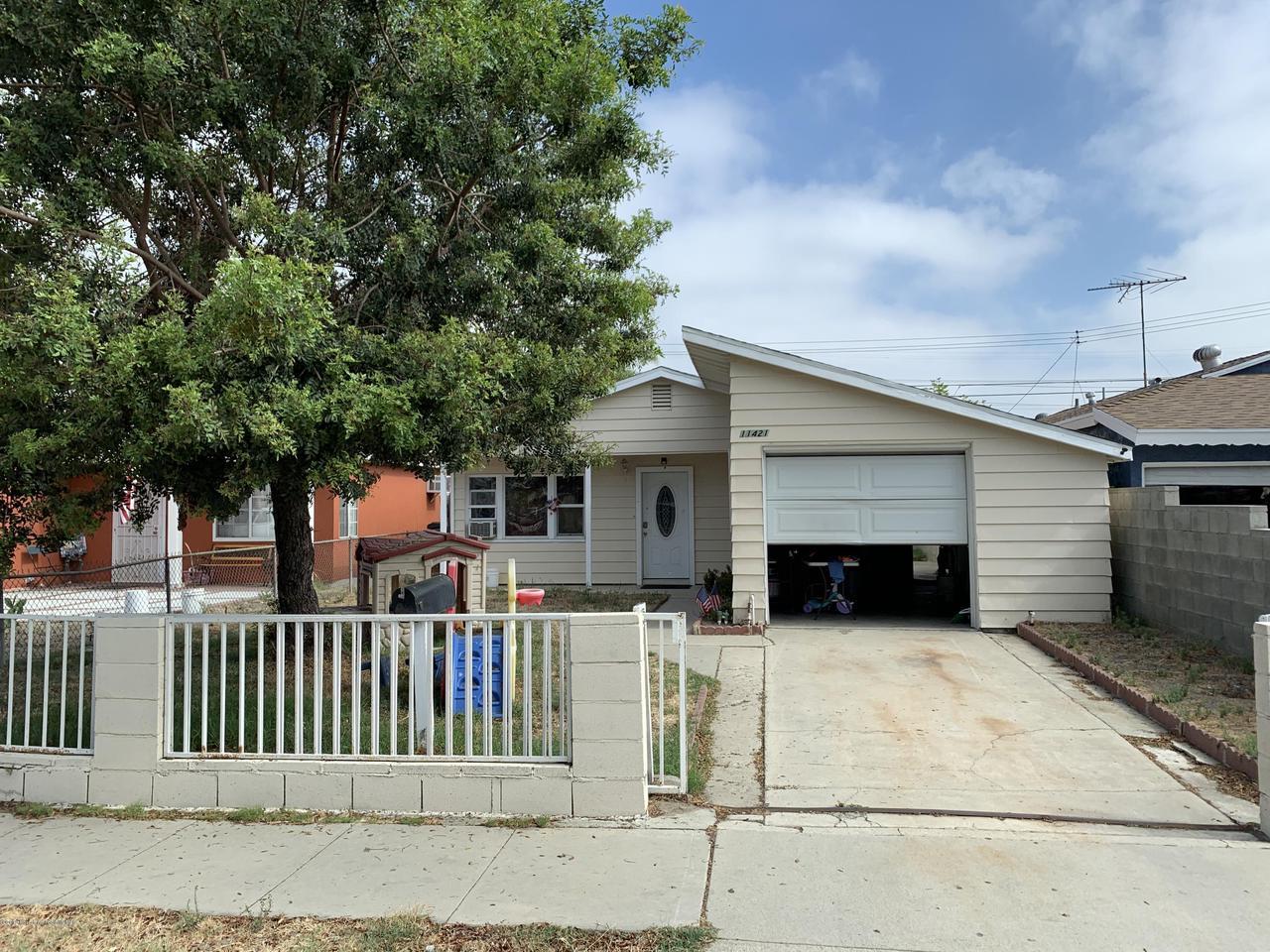 11421 Angell Street - Photo 1