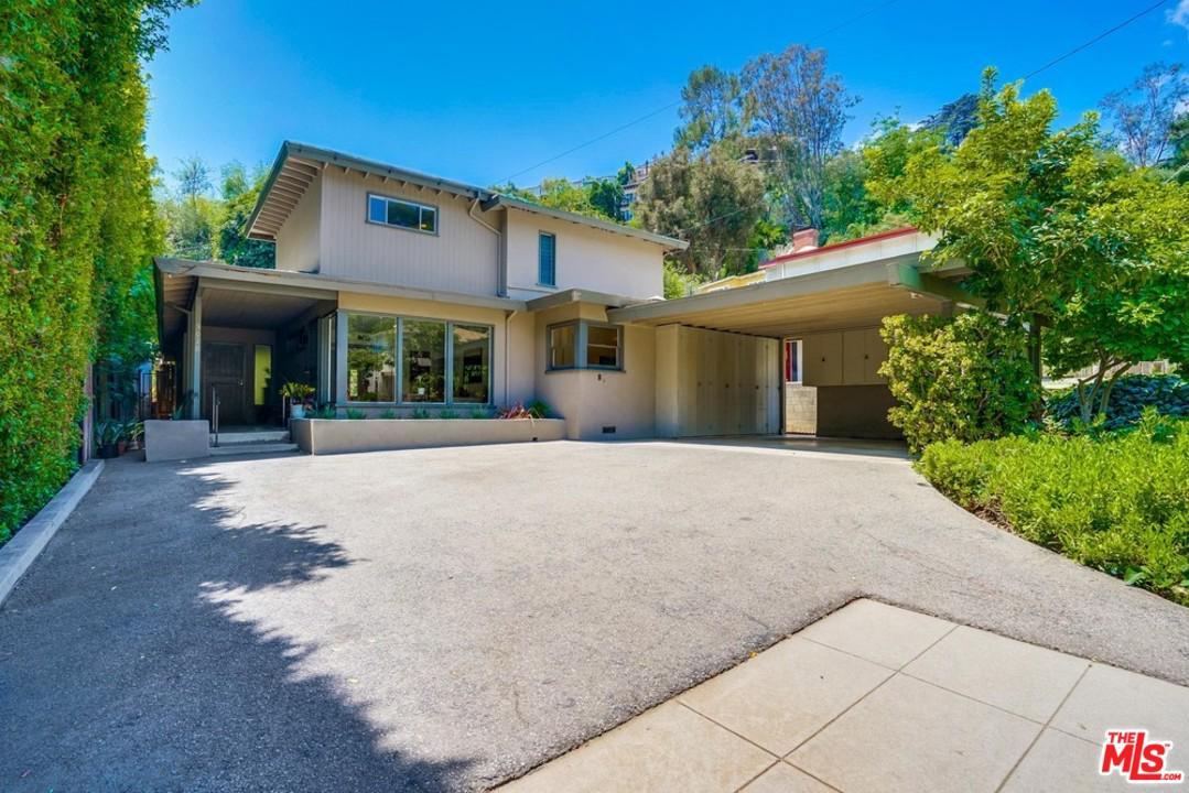 3018 Castle Street - Photo 1