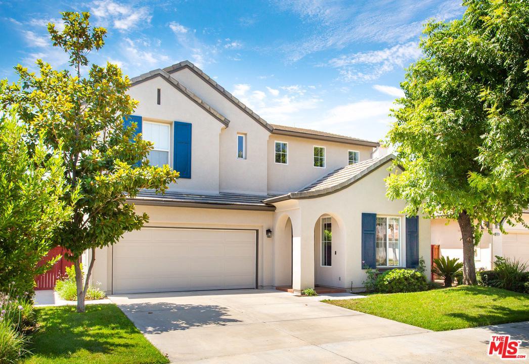 19524 Runnymede Street - Photo 1