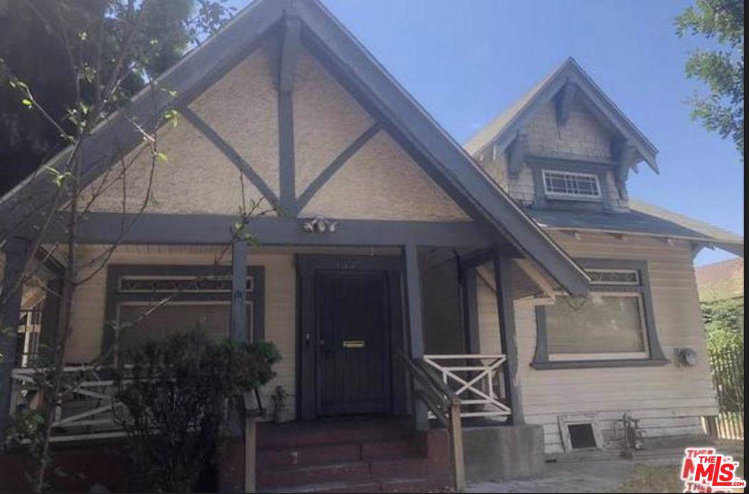 157 Virgil Avenue - Photo 1