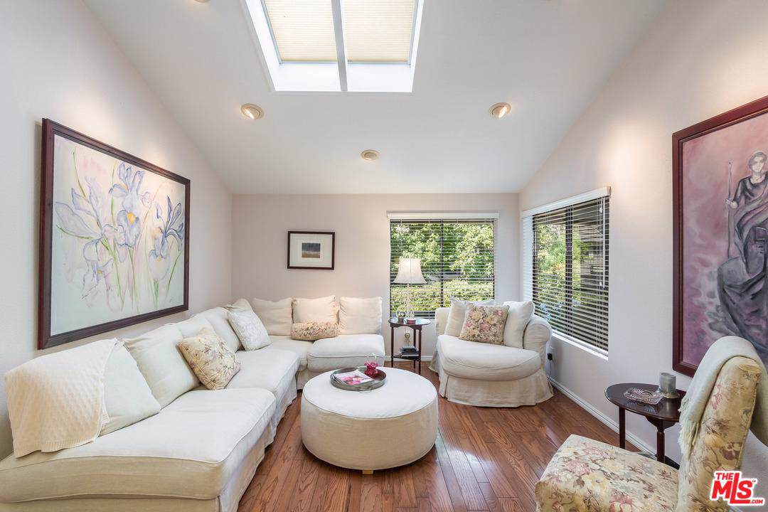 4906 Saint Louis Court - Photo 1