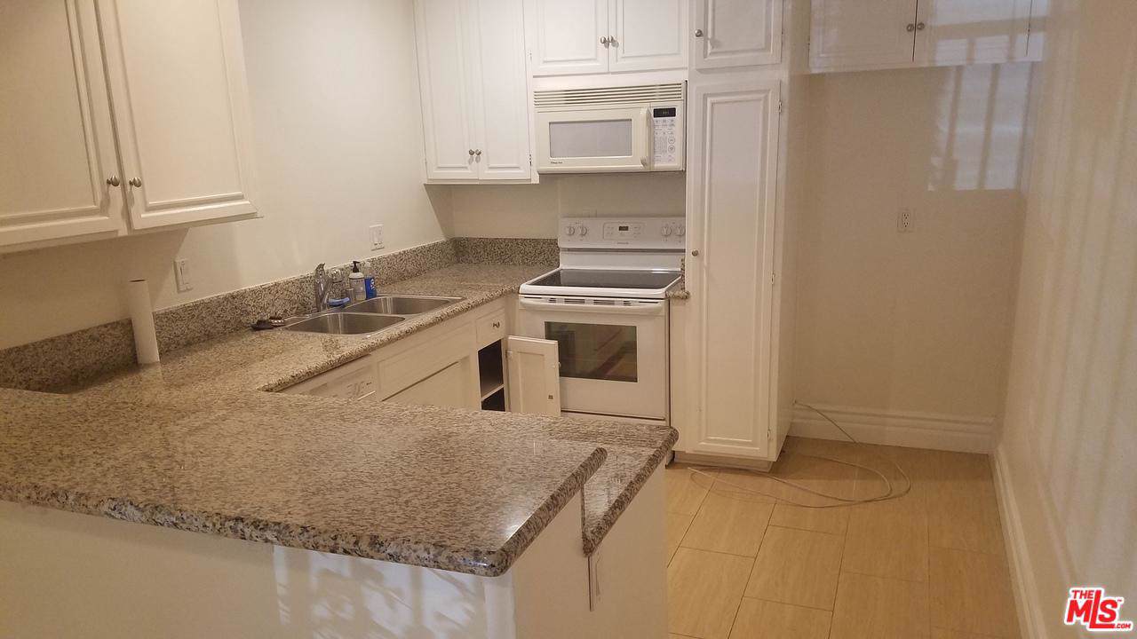 827 2ND Street - Photo 1