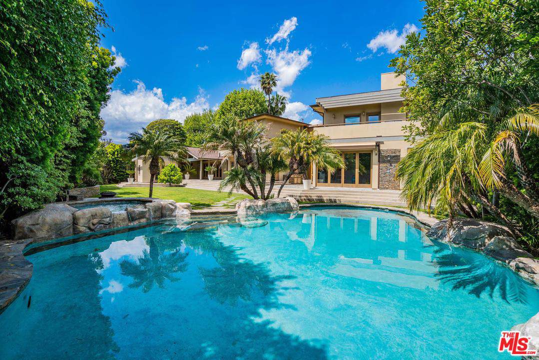 1201 Villa Woods Drive - Photo 1