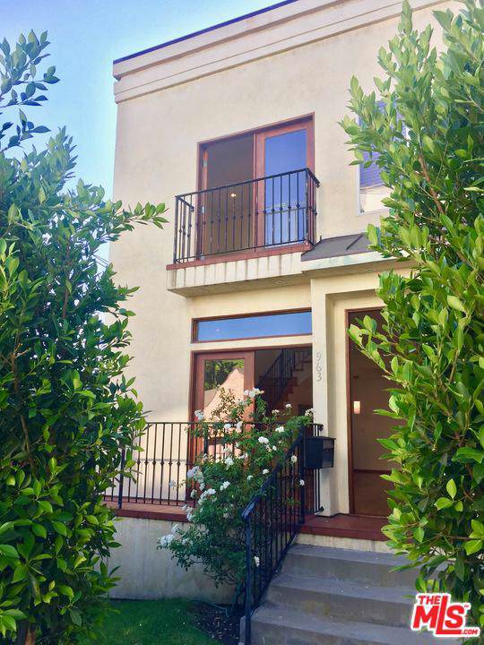 963 Hancock Avenue - Photo 1